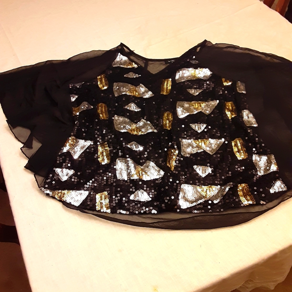 Ladies shirts
